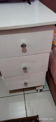 مكتب للبيع بحالة جيدة - 2