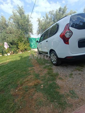 Dacia Lodgy 2021 - 2