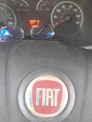 Fiat Doblo Diesel Manuelle 2011 à Skhinate - 2