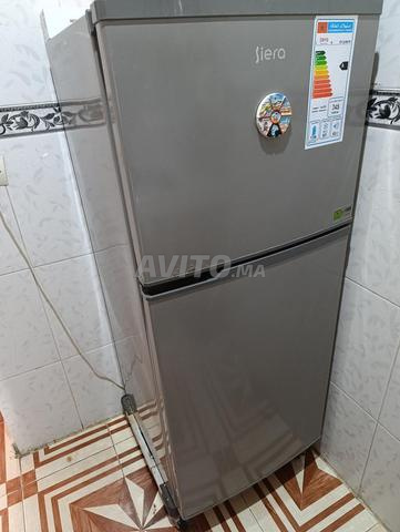 ثلاجة للبيع بحالة جيدة