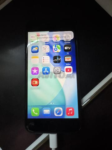 iPhone SE 3ème génération 64 Go batterie 100/100