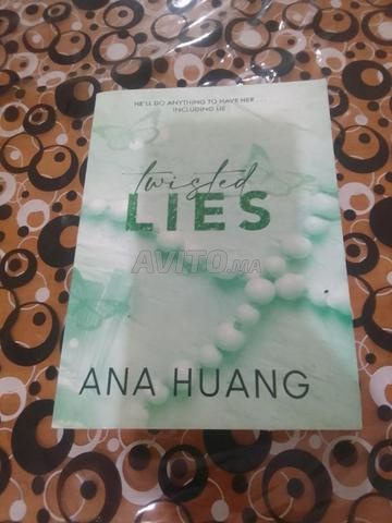 Livres populaires de ANA HUANG à vendre, prix négociable - 2
