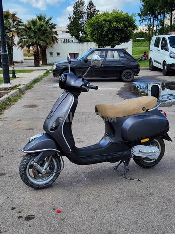 فيسپا Lx 50
