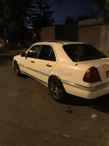 Mercedes C250