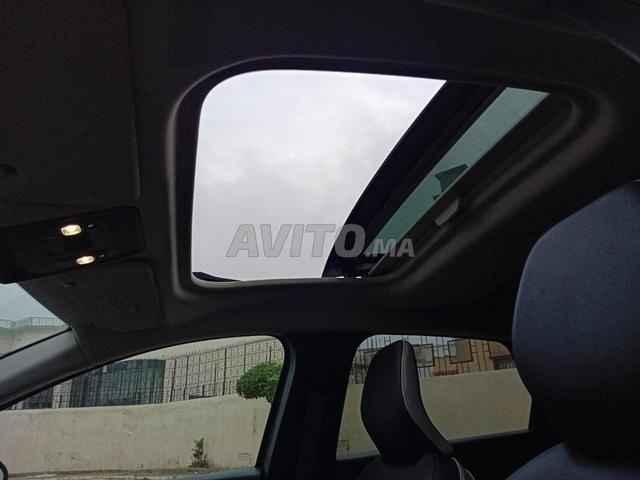 Renault Captur Diesel Manuelle 2021 à Casablanca - 2