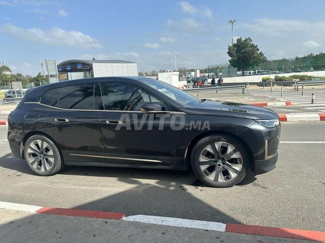 BMW iX xDrive40 Magnetic - 2