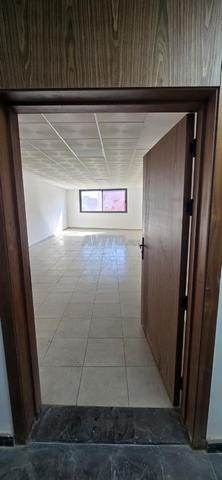 Plateaux bureaux neufs à vendre à guéliz
