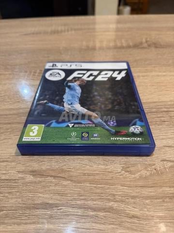 PS5 CD FC25 comme neuf utilisé pour tester - 2