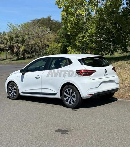RENAULT CLIO VERSION 2022 - 2