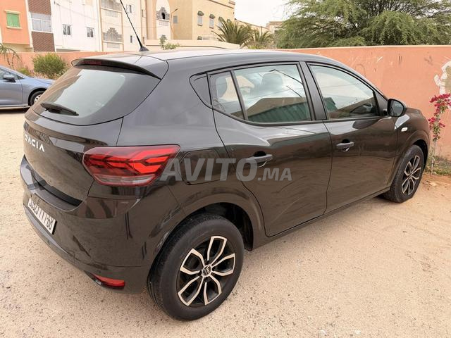 Dacia Sandero Essence Manuelle 2024 à Laâyoune