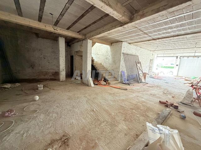 Local commercial 230 m² – Emplacement stratégique - 2