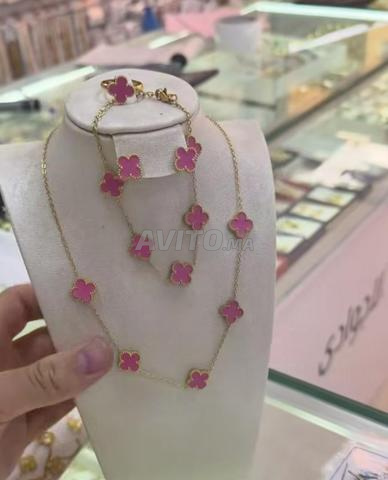 👑 Ensemble 4 pièces Van Cleef Rose 49dh au lieu de 100dh 🎁😍