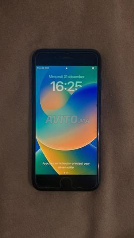 iPhone 8 normal état neuf - 2