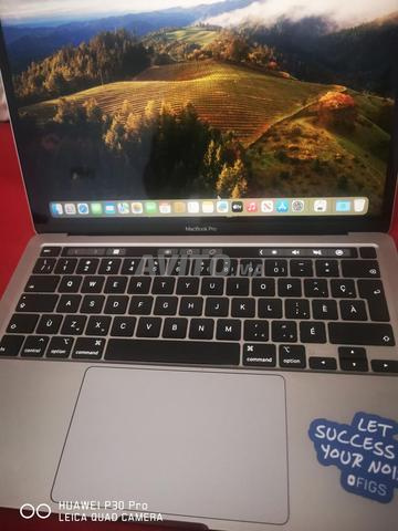 ماك بوك برو كور i7 تاتش بار - 2
