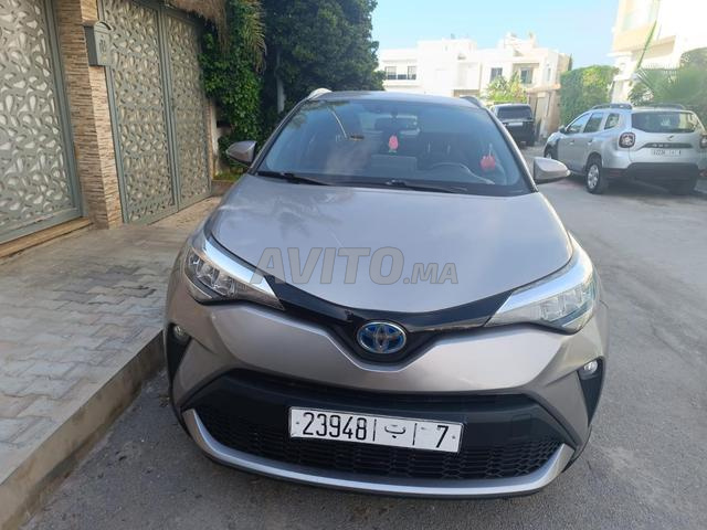 Toyota C-HR Hybride Automatique 2020 à Casablanca - 2
