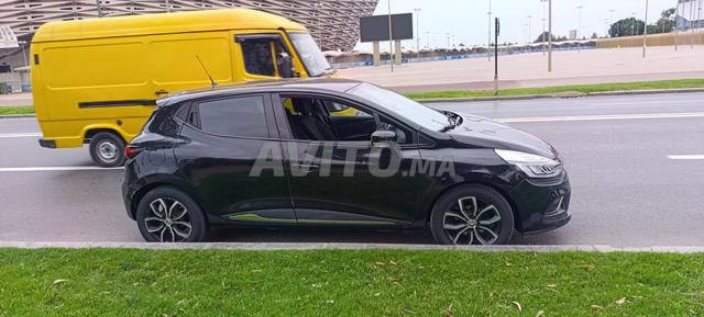Renault Clio - 2