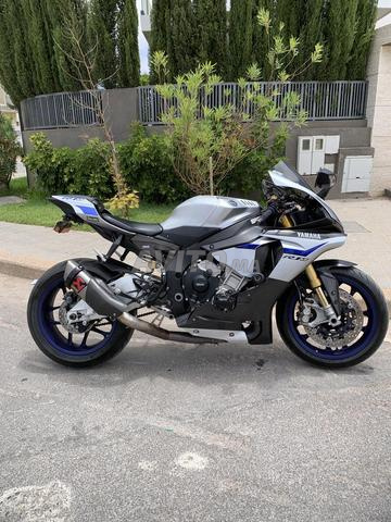 Yamaha R1M - 2
