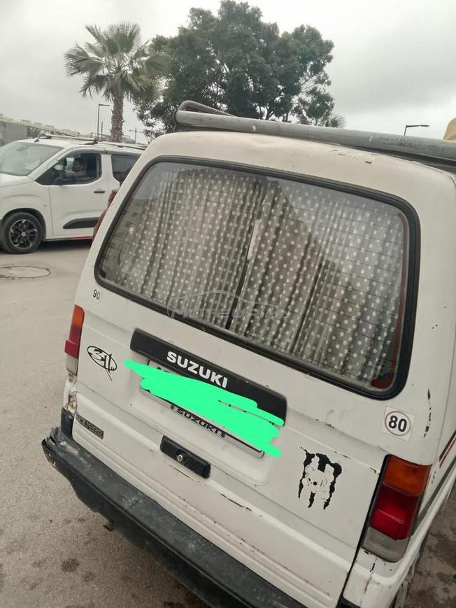 سيارة سوزوكي