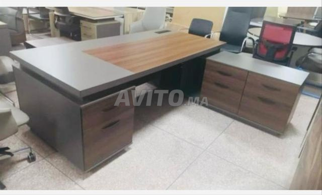 Bureau avec ensemeble chaises taman jmla\casier - 2