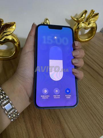 iPhone 13 normal bleu officiel - 2
