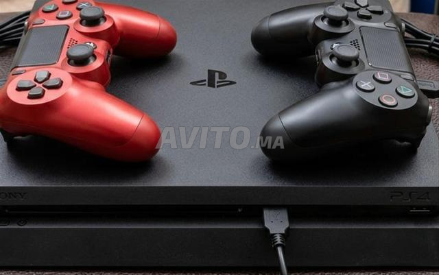 PlayStation 4 - 2