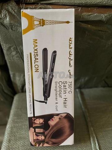 Nouveau fer à lisser de Maxi Salon. - 2