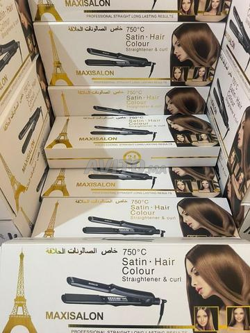 Nouveau fer à lisser de Maxi Salon.