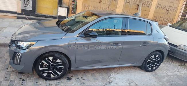 Peugeot 208 3amra 1er main