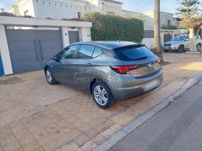 Opel Astra Diesel Manuelle 2019 à Rabat