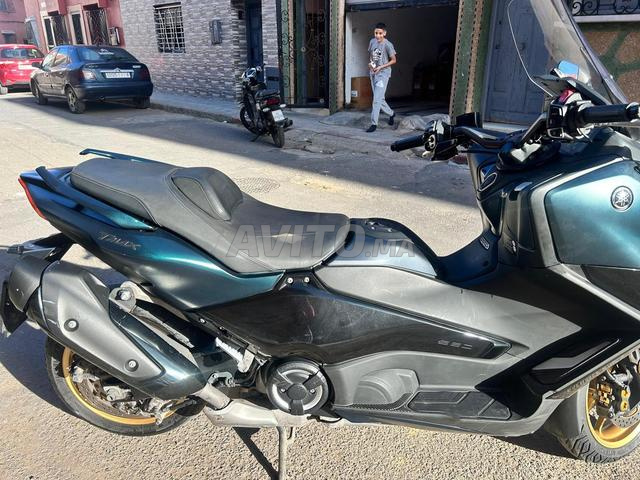 Tmax 560 tech max - 2