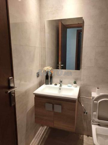 Appartement à louer 93 m² à Bouskoura - 2