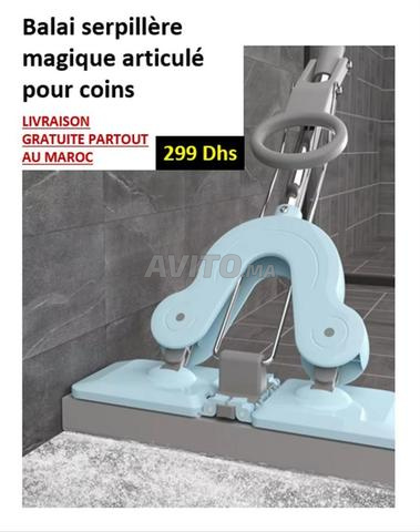 Balai serpillère magique articulé pour coins