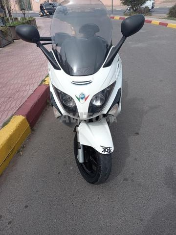 Piaggio X Evo 250 - 2