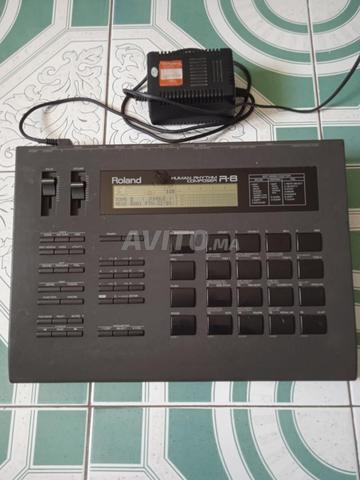 Roland R-8 صندوق إيقاع إلكتروني - 2