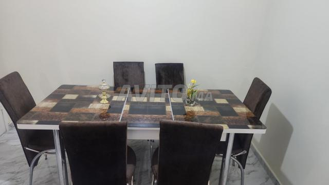 Table à manger - 2