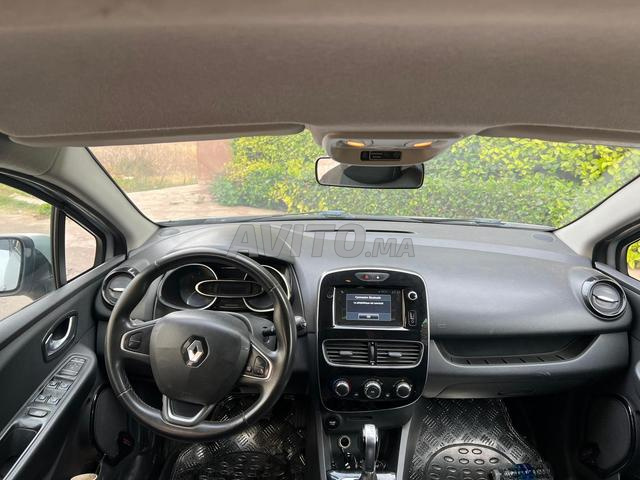Clio Automatique 1ère main Neuf - 2