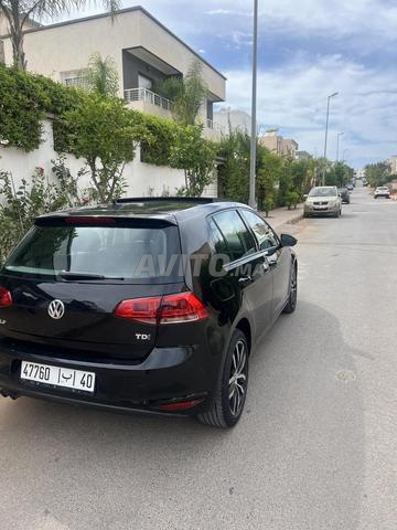 Volkswagen Golf - 2