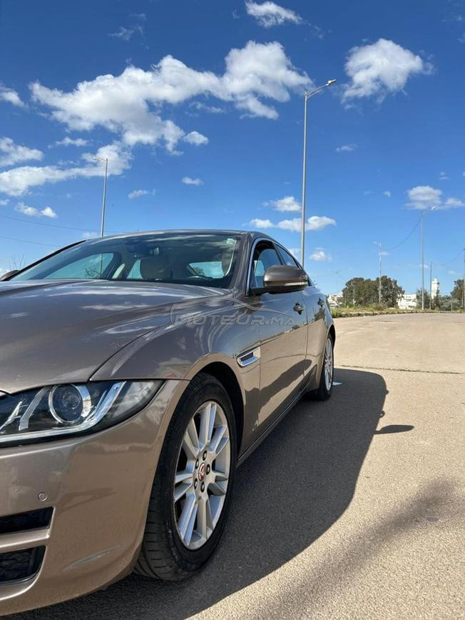 Jaguar XE prestige/ première main 