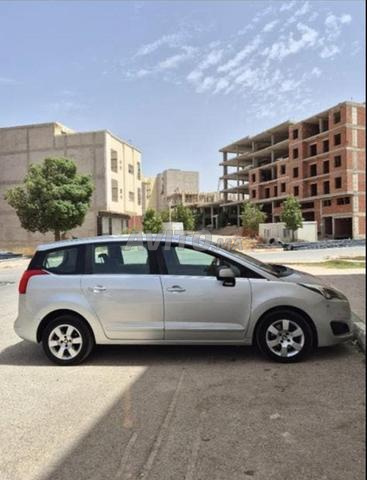 Peugeot 5008 de 2017, dédouanée - 2