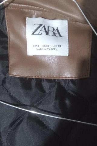 جاكيت جلد من تركيا من شركة Zara مقاس S - 2