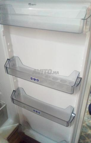 ثلاجة Whirlpool جيدة بحالة جيدة - 2