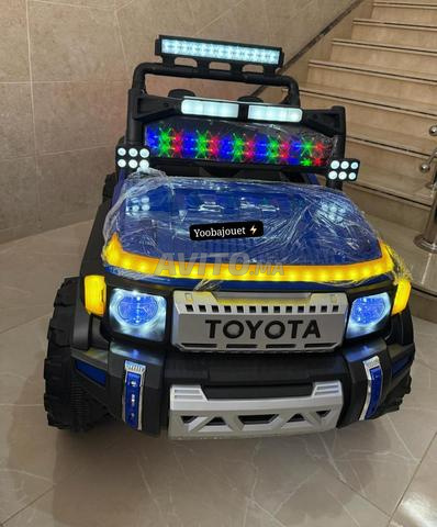 VOITURE ÉLECTRIQUE TOYOTA 4x4 12v - 2