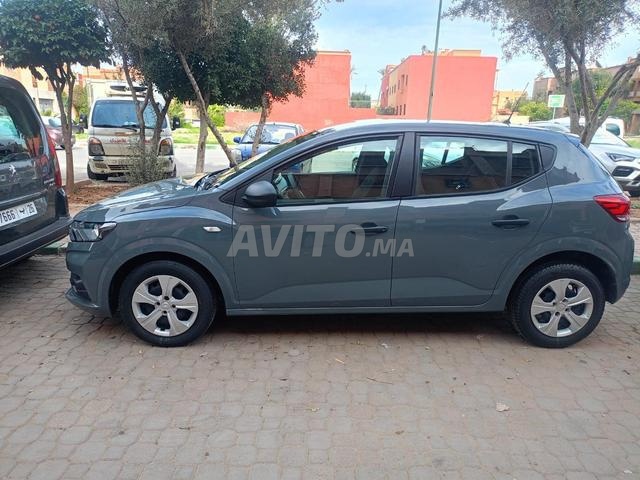 Dacia Essence - 2
