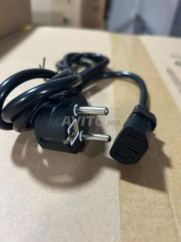 Cordon d'alimentation SHUKO vers C13 Longueur 1.5M