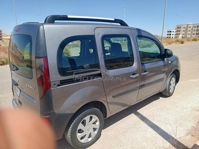 je vends une kangoo évolution en très Bon Etat 