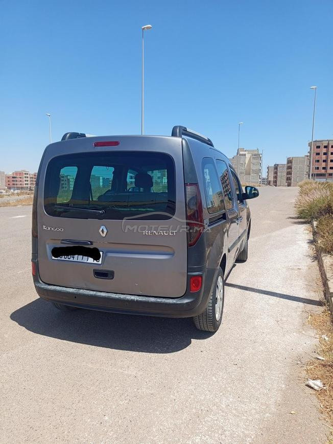 je vends une kangoo évolution en très Bon Etat 