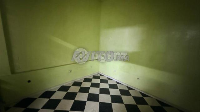 CMN-MA-2688 - Local commercial à vendre à Bd Abdelmoumen - 2