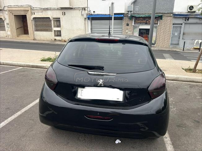 Peugeot 208 Diesel Manuelle 2016 à Agadir