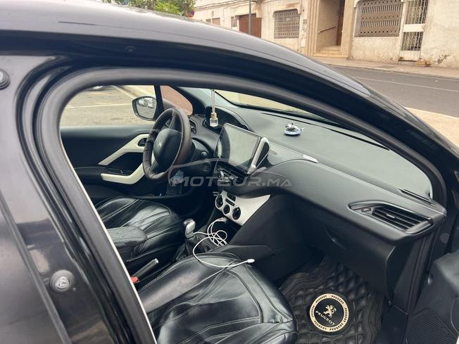 Peugeot 208 Diesel Manuelle 2016 à Agadir