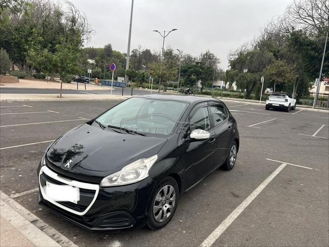 Peugeot 208 Diesel Manuelle 2016 à Agadir